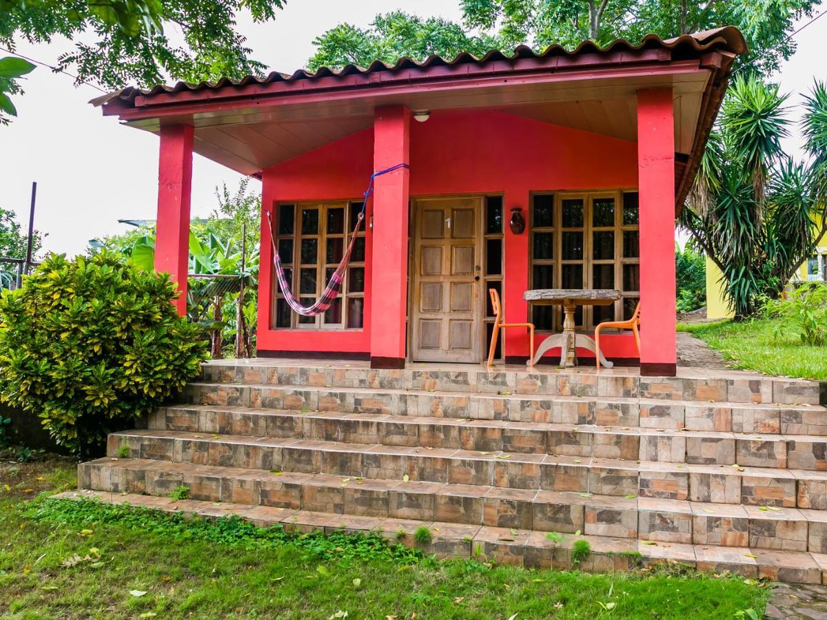 Hotel Congos Mérida エクステリア 写真